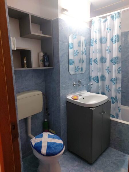 Apartament 3 camere decomandat mobilat zona centrala în Bistrița